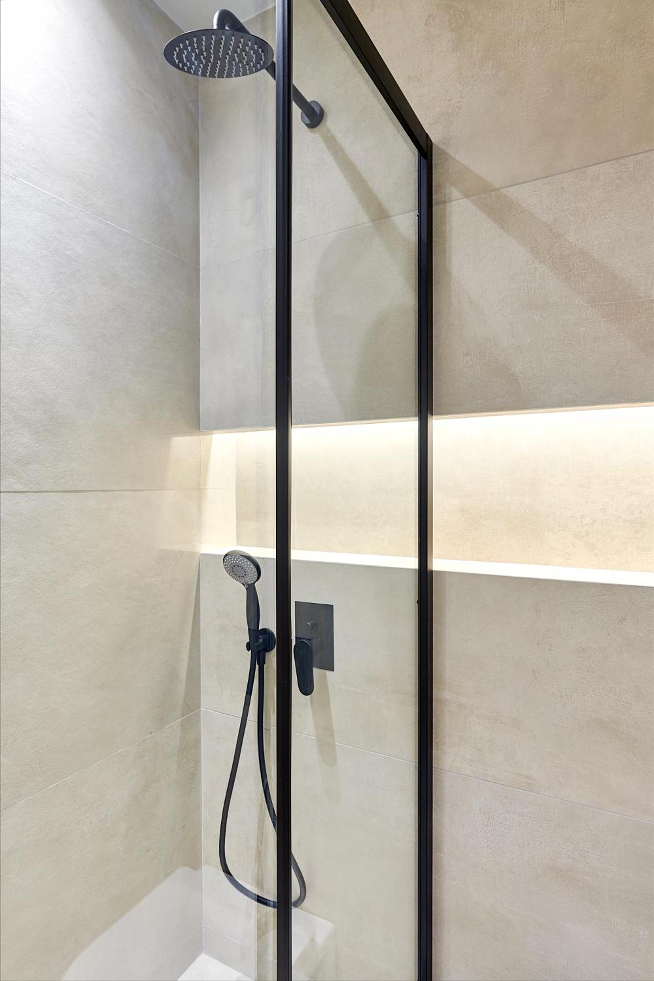 City-Center Apartment In Vibrant Monastiraki, Athena Bagian luar foto
