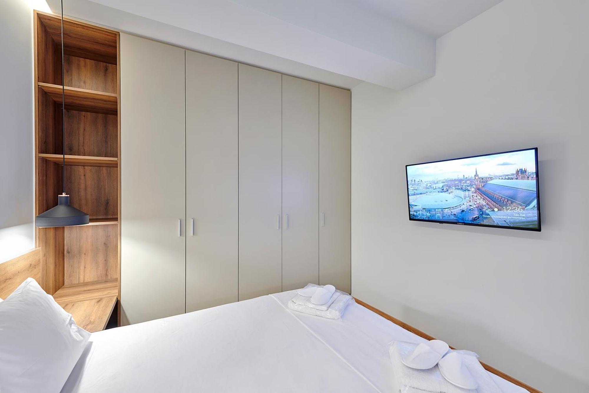 City-Center Apartment In Vibrant Monastiraki, Athena Bagian luar foto