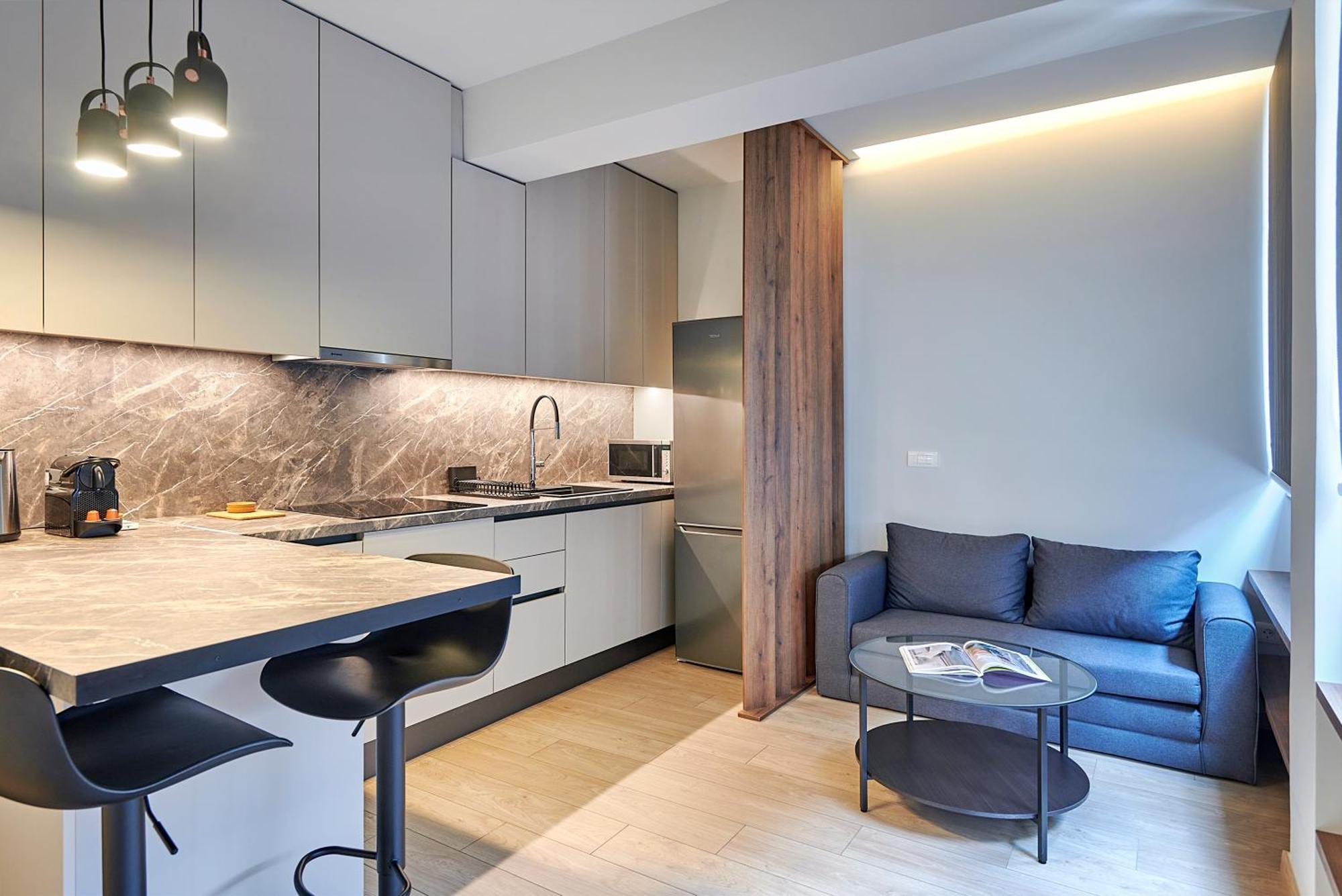 City-Center Apartment In Vibrant Monastiraki, Athena Bagian luar foto